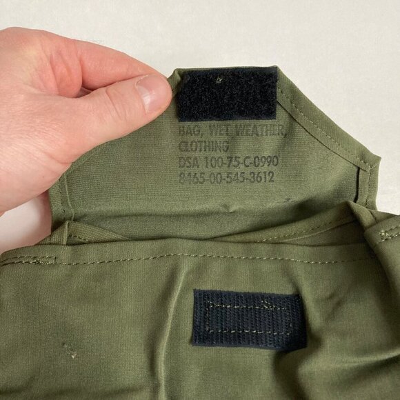 Vintage USGI Bag Wet Weather Clothing Small Pouch MOLLE DSA 100-75-C-0990 - Picture 5 of 5
